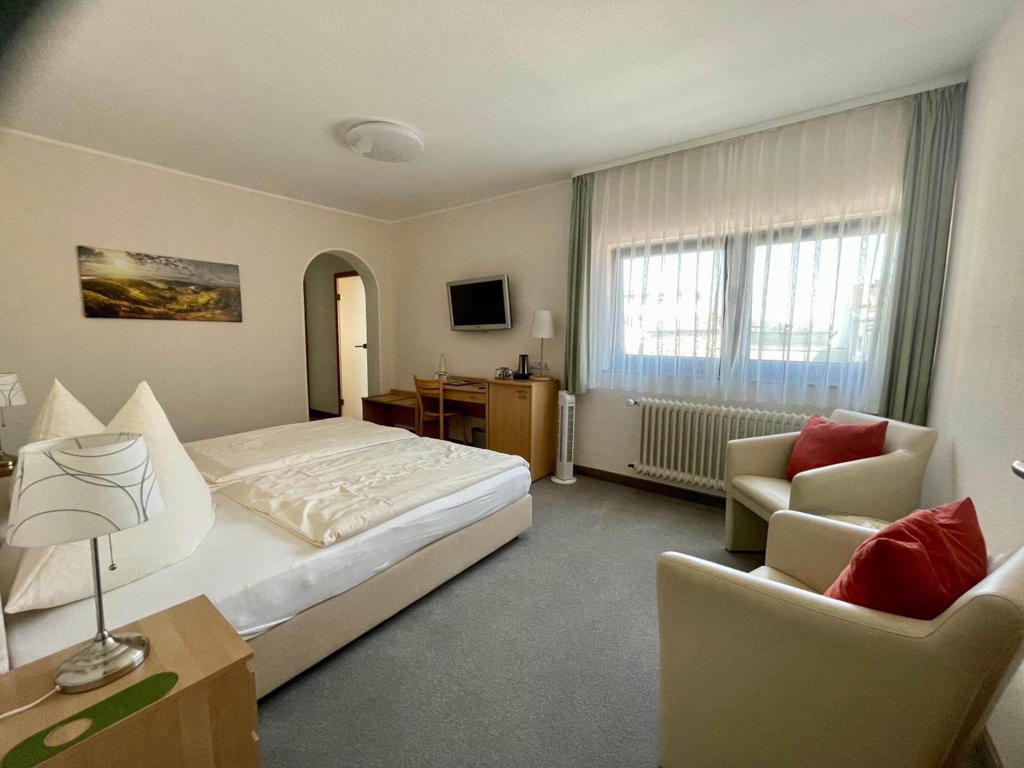 Der Schuetzenhof Hotel บาดนอยเอินอาห์-อาร์ไวเลอร์ ภายนอก รูปภาพ