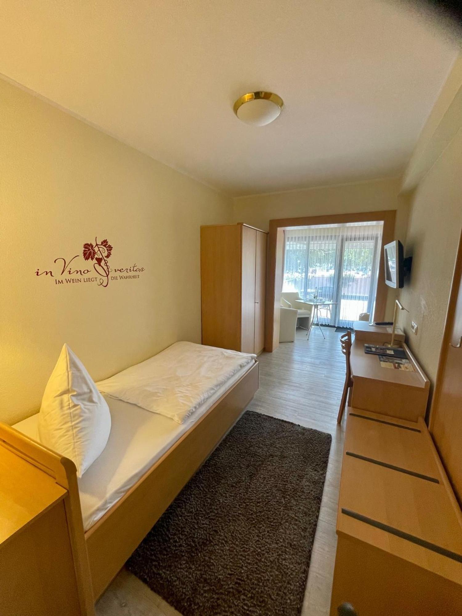 Der Schuetzenhof Hotel บาดนอยเอินอาห์-อาร์ไวเลอร์ ภายนอก รูปภาพ