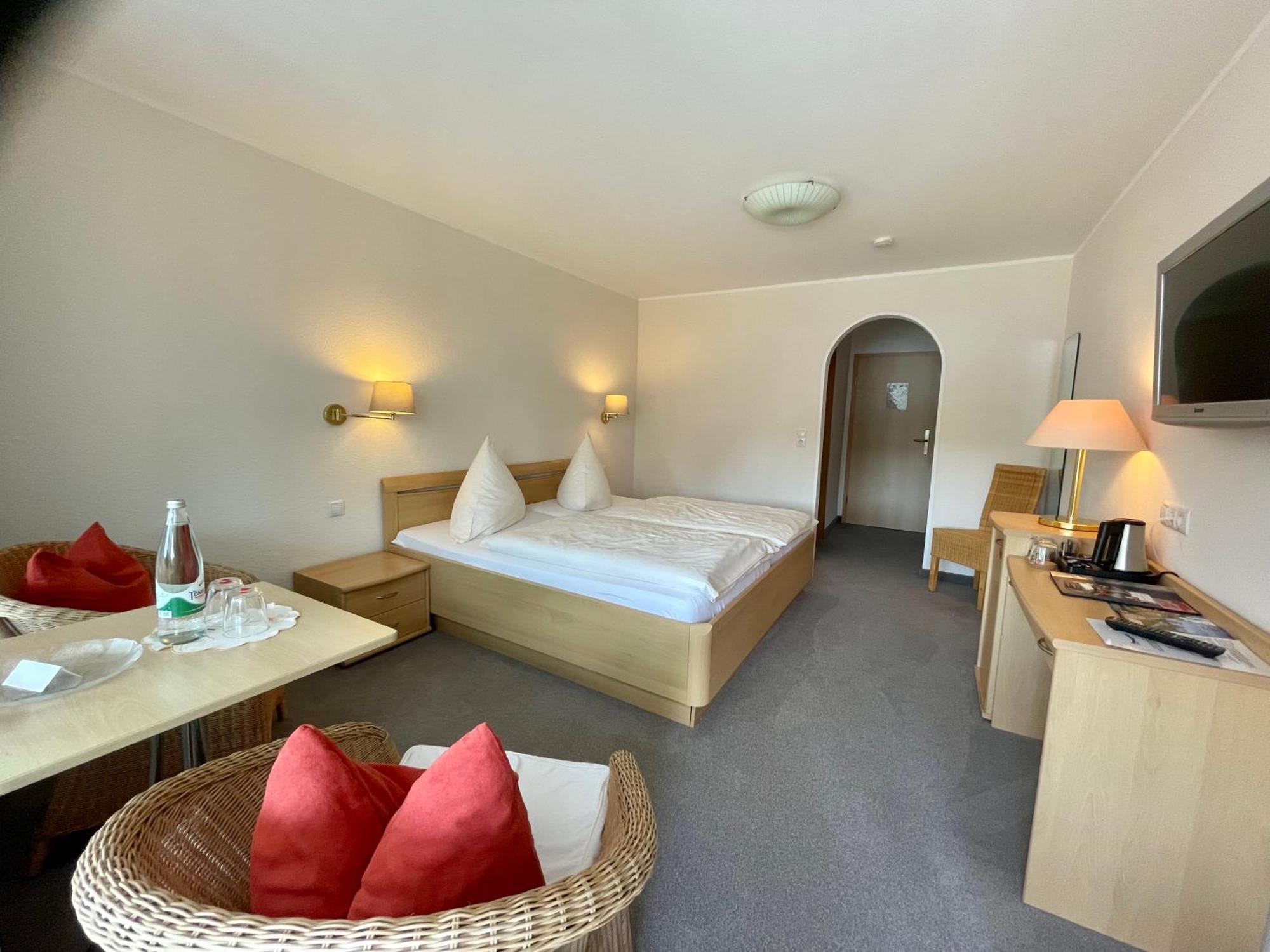 Der Schuetzenhof Hotel บาดนอยเอินอาห์-อาร์ไวเลอร์ ภายนอก รูปภาพ