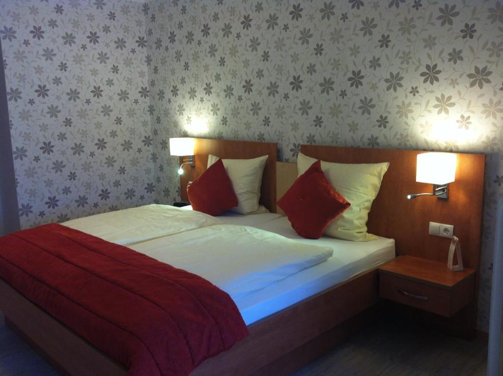 Der Schuetzenhof Hotel บาดนอยเอินอาห์-อาร์ไวเลอร์ ภายนอก รูปภาพ